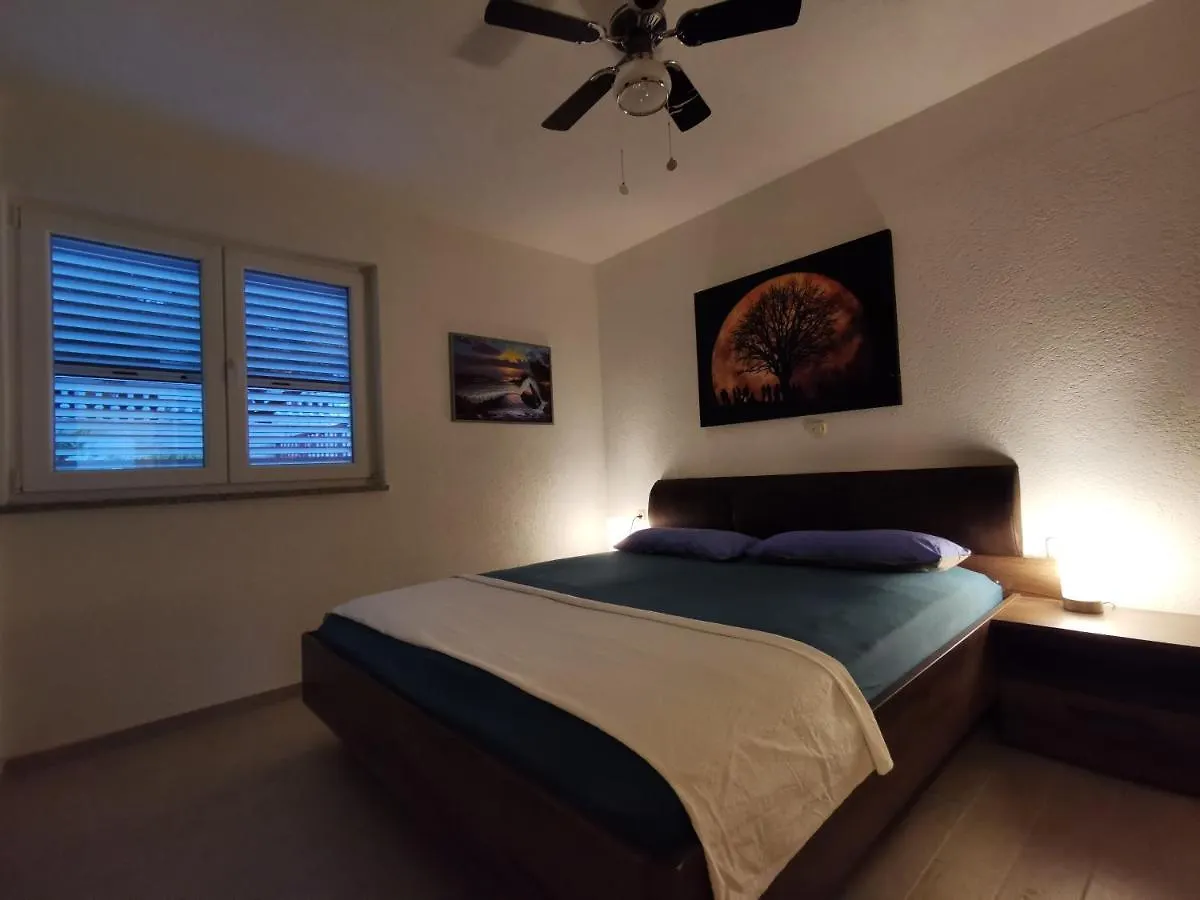 Apartment Mira - Sea View Trogir