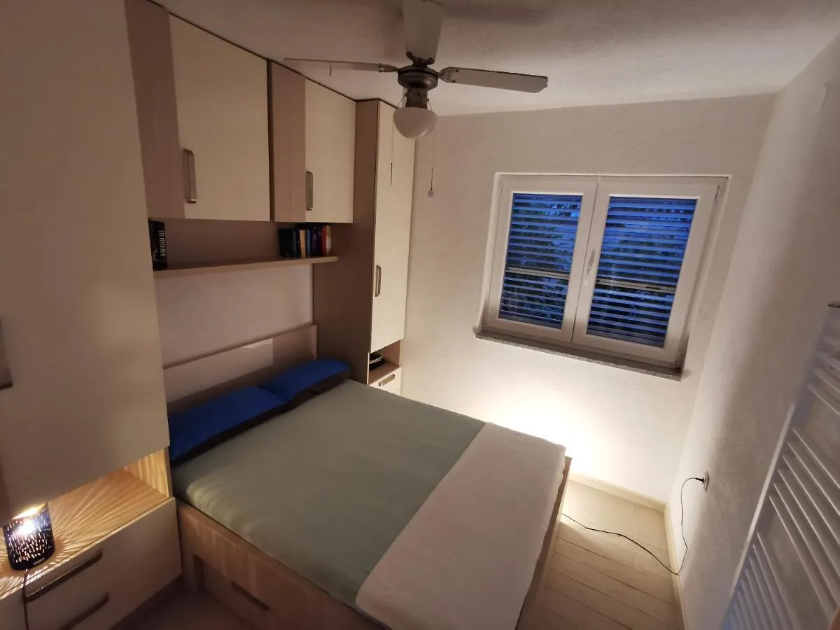 Apartment Mira - Sea View Trogir 0*,  Croatia