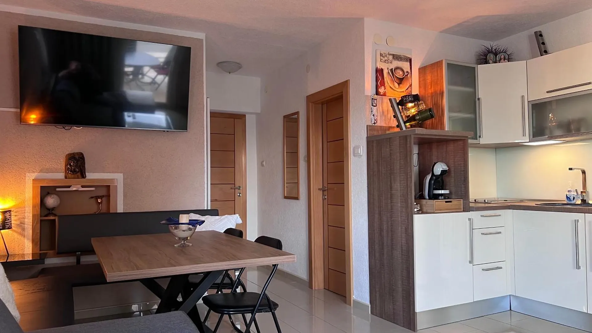 Apartment Mira - Sea View Trogir 0*,